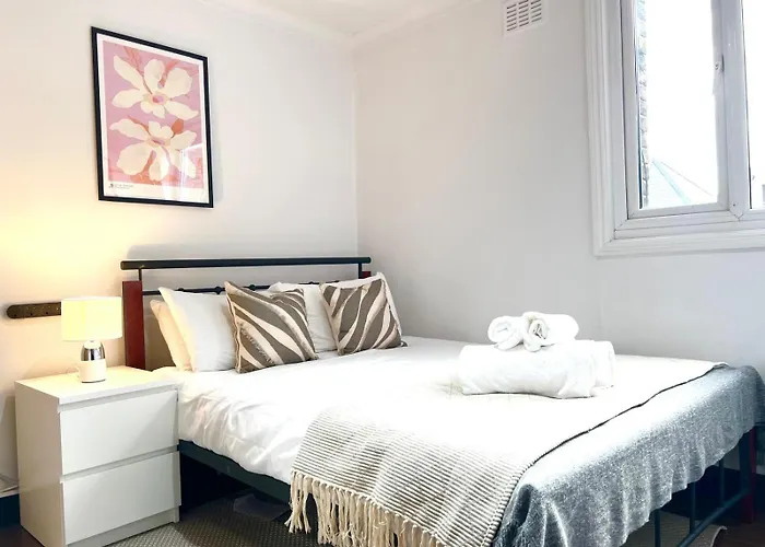 2 Bed Apartment- Camden Town