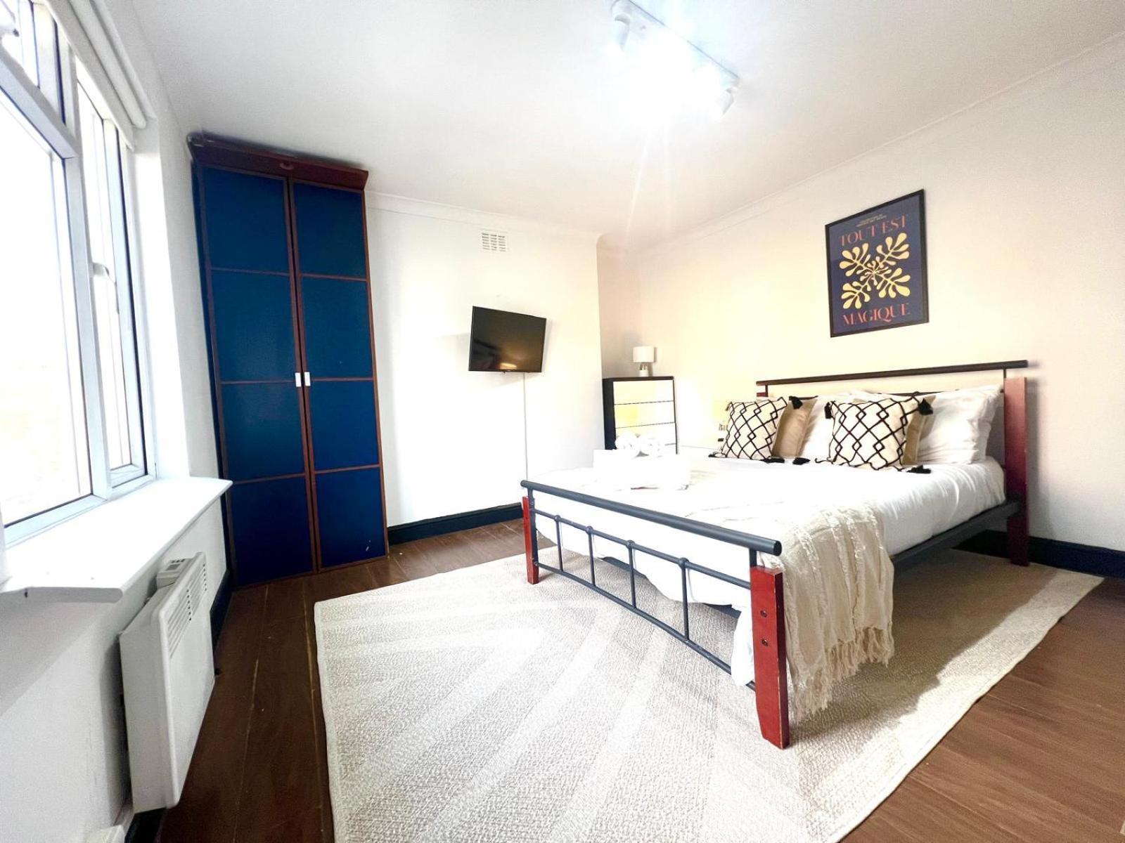 2 Bed Apartment- Camden Town Londen